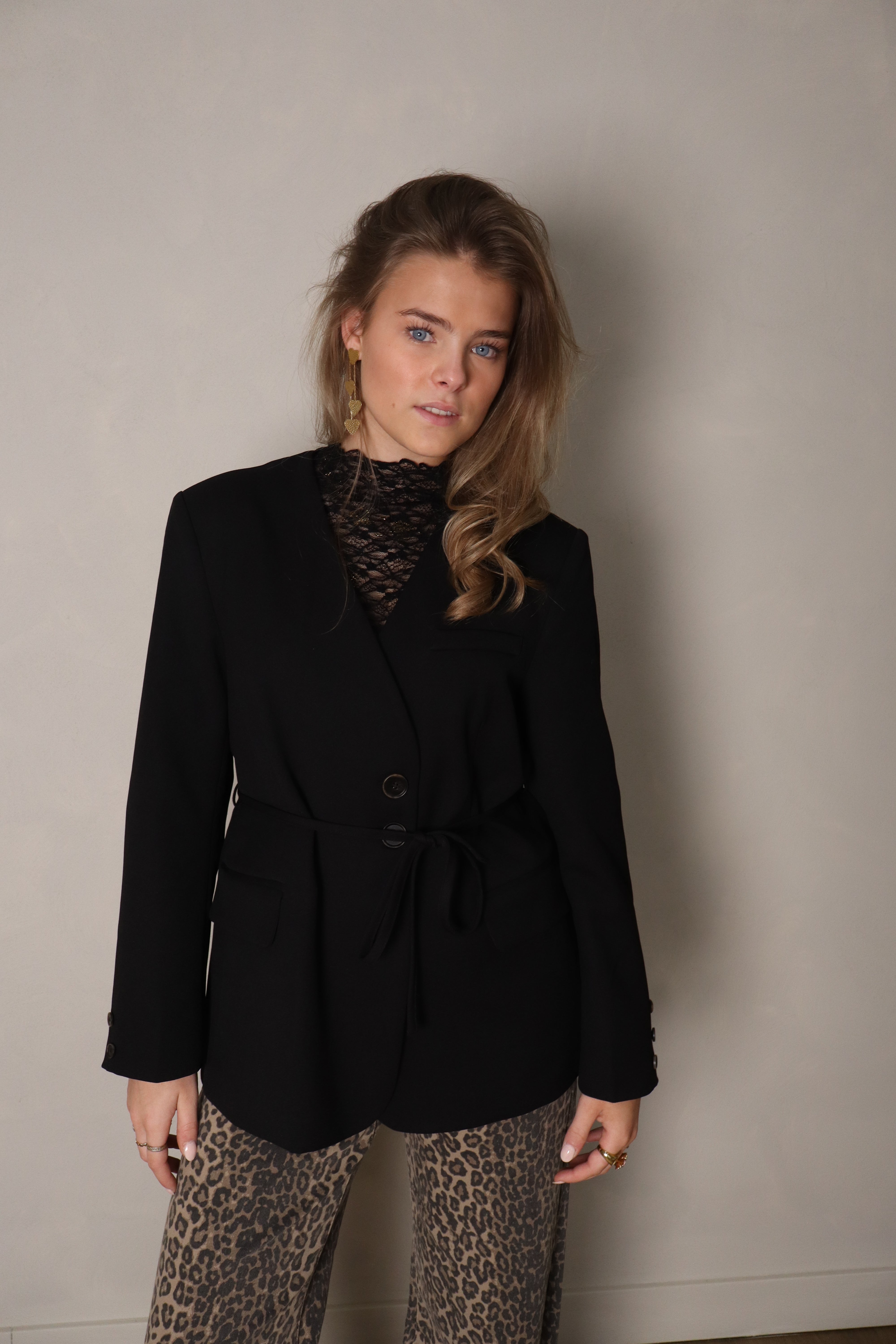 Noor Blazer Zwart